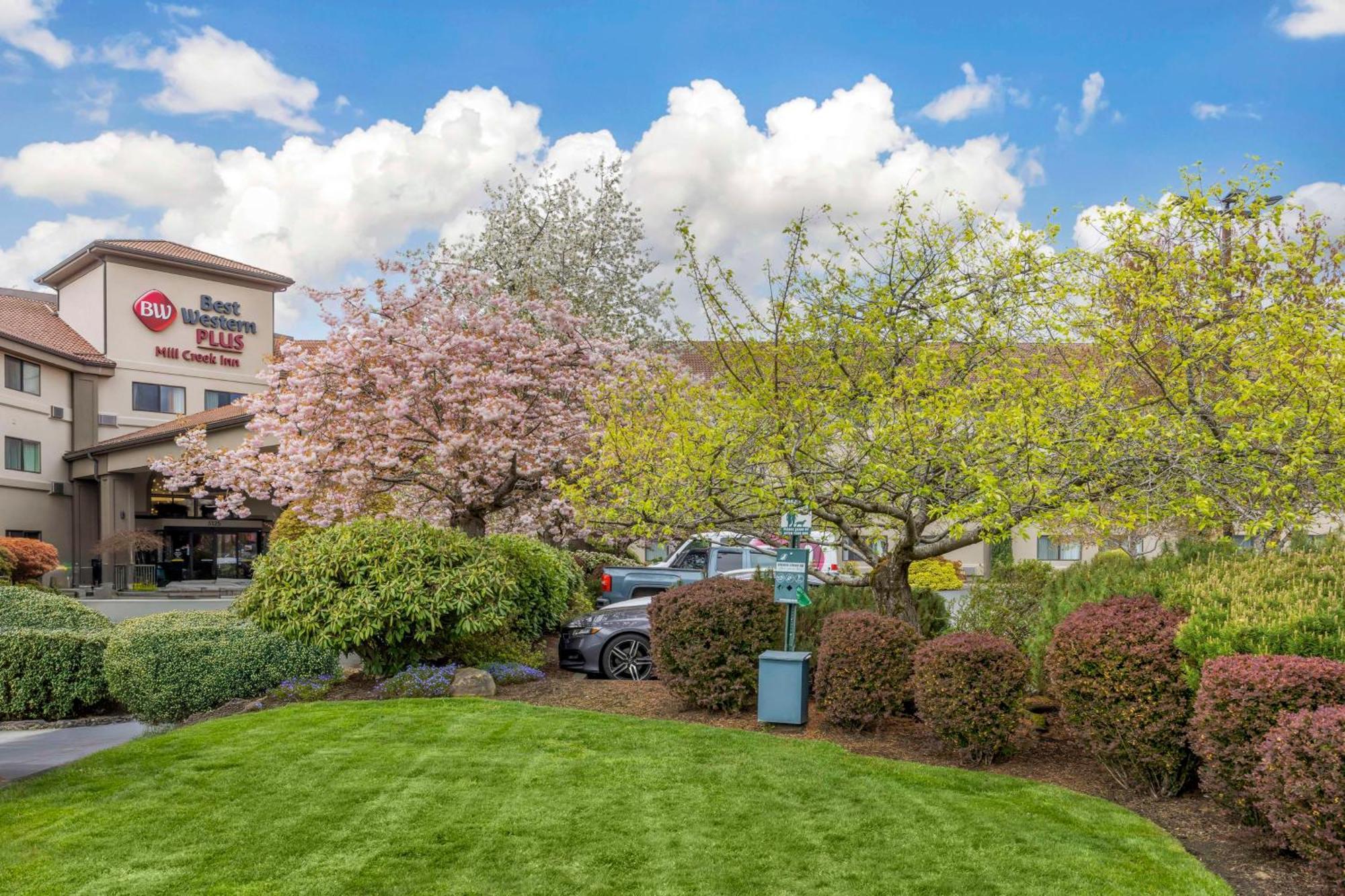 Best Western Plus Mill Creek Inn Salem Esterno foto