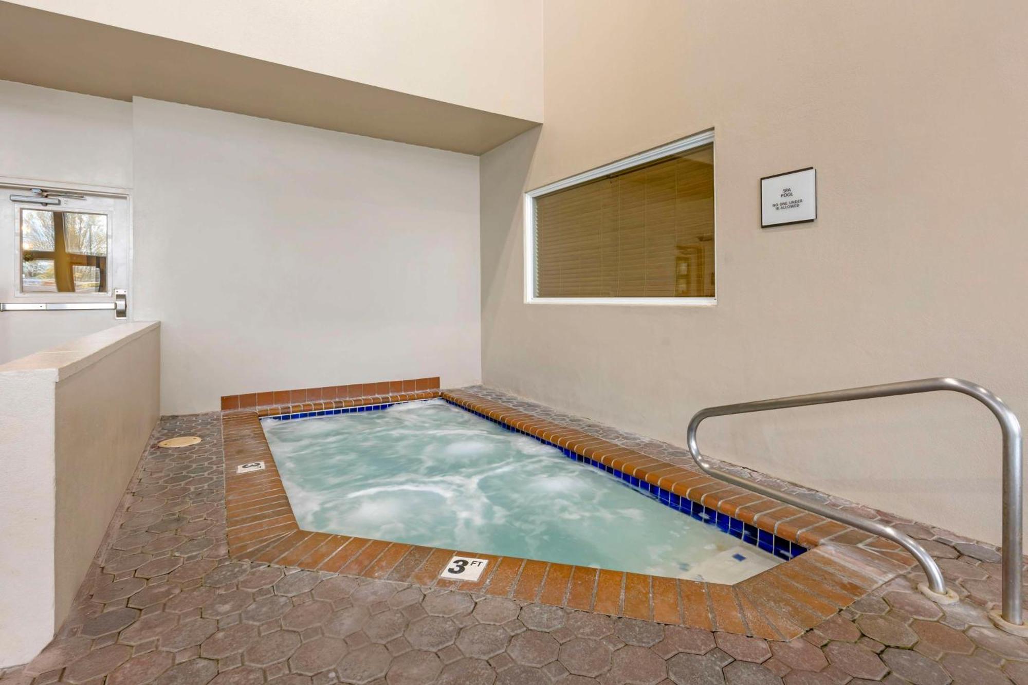 Best Western Plus Mill Creek Inn Salem Esterno foto